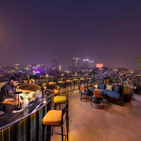 Le Premier Hotel & Rooftop Bar هانوي المظهر الخارجي الصورة