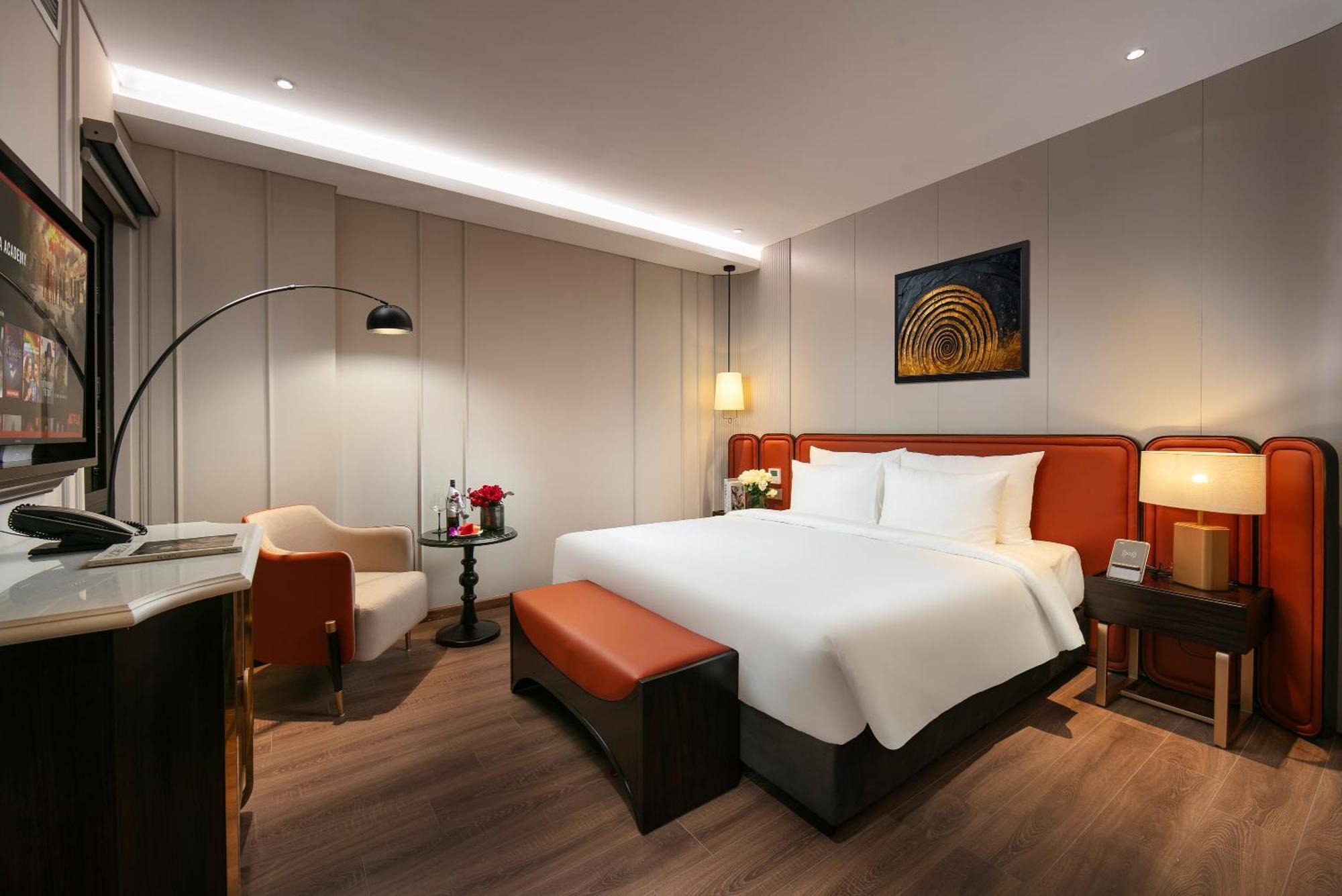 Le Premier Hotel & Rooftop Bar هانوي المظهر الخارجي الصورة