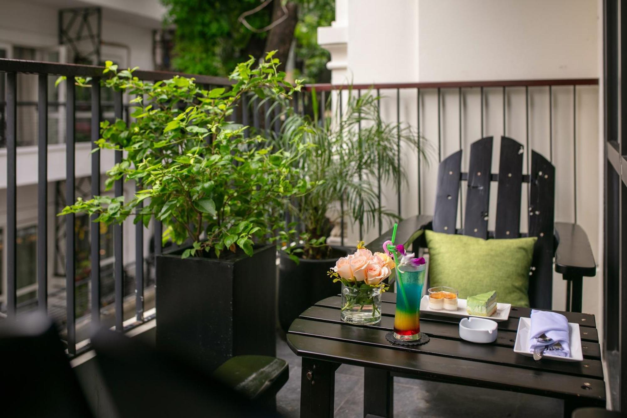 Le Premier Hotel & Rooftop Bar هانوي المظهر الخارجي الصورة