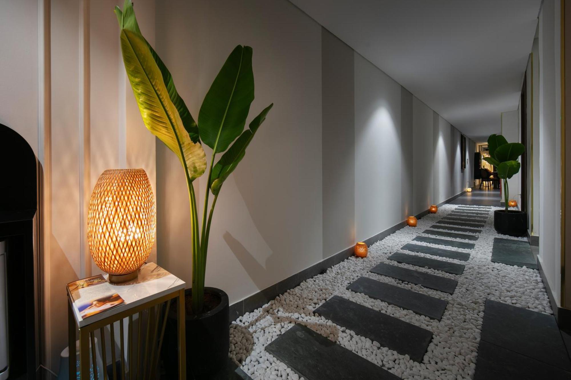 Le Premier Hotel & Rooftop Bar هانوي المظهر الخارجي الصورة