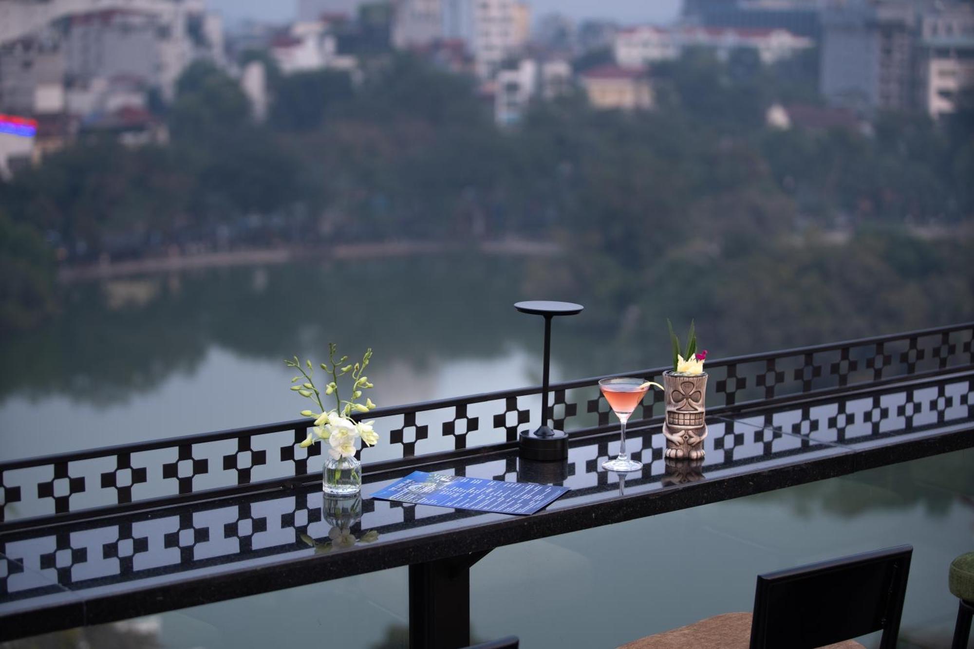 Le Premier Hotel & Rooftop Bar هانوي المظهر الخارجي الصورة